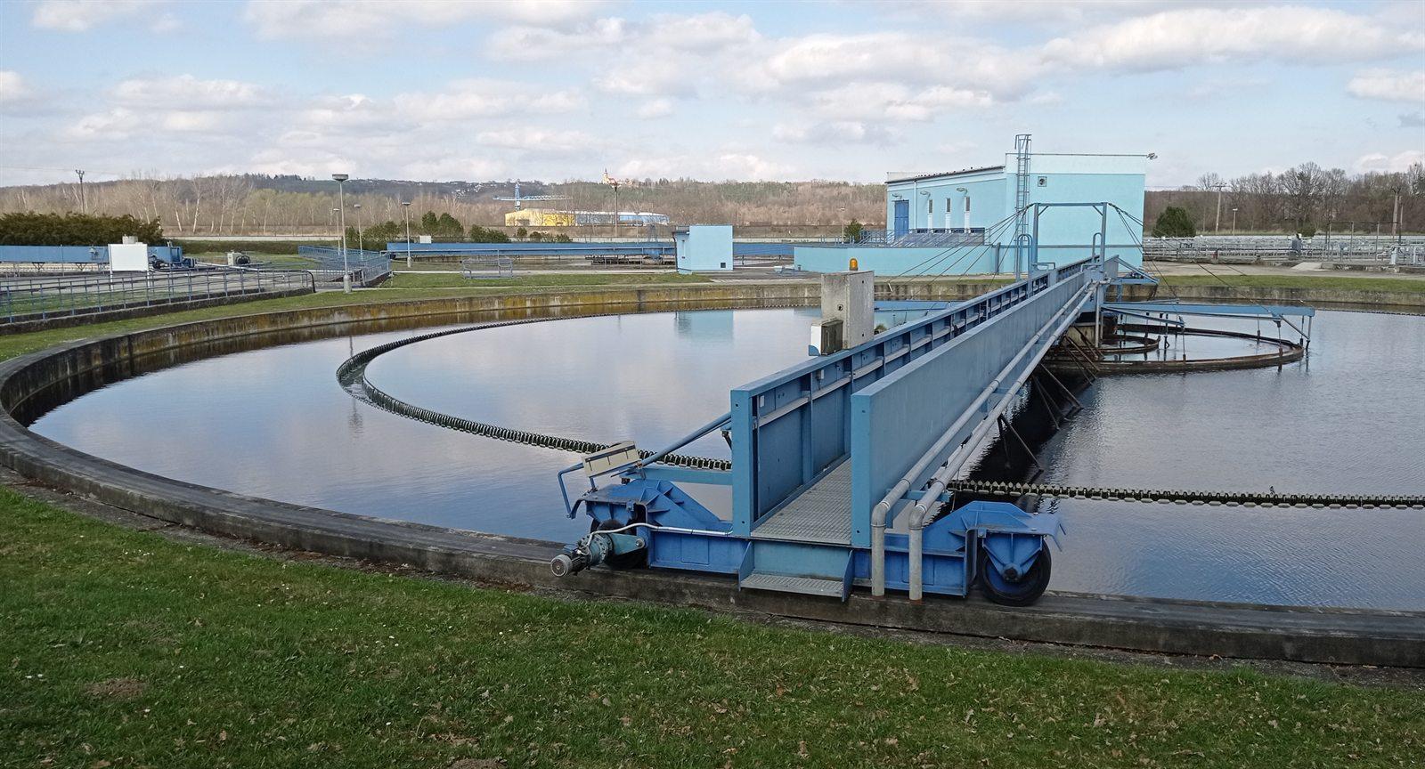 Clarifier basin at a wastewater treatment plant